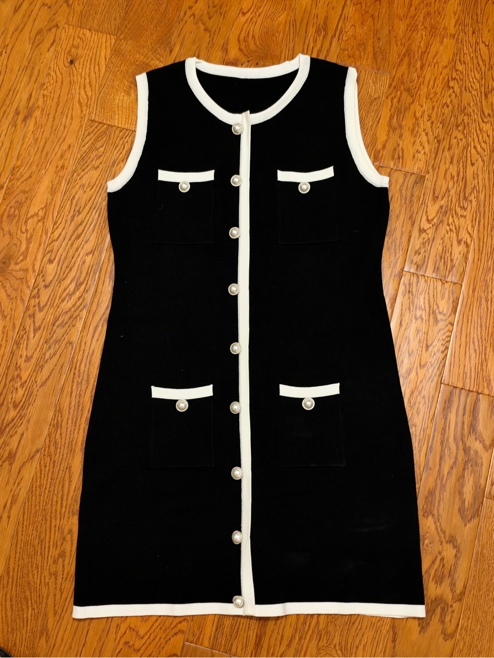 Commense Black Sleeveless Shift Dress with White Trim and Pearl Buttons
